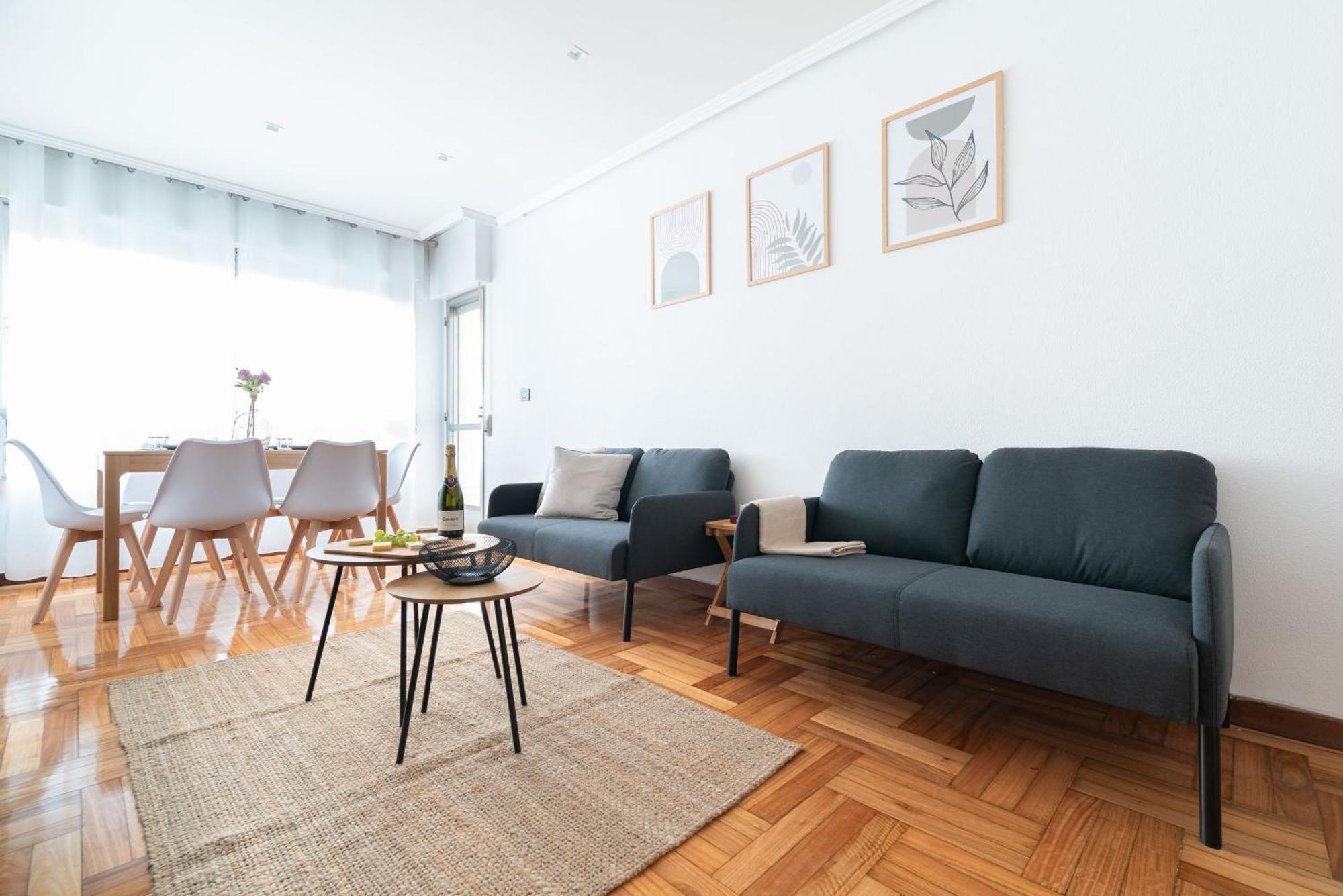 비고 Amplia Vivienda Con Garaje 아파트 외부 사진