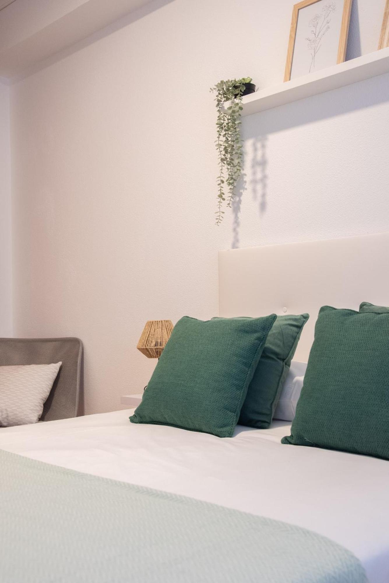 비고 Amplia Vivienda Con Garaje 아파트 외부 사진